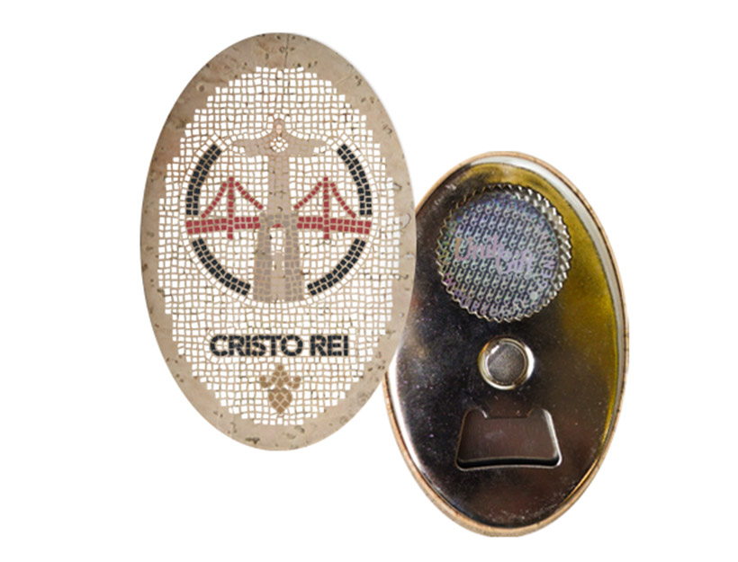 Magnetic Oval with cork