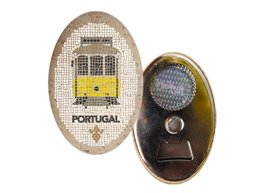 Magnetic Oval with cork