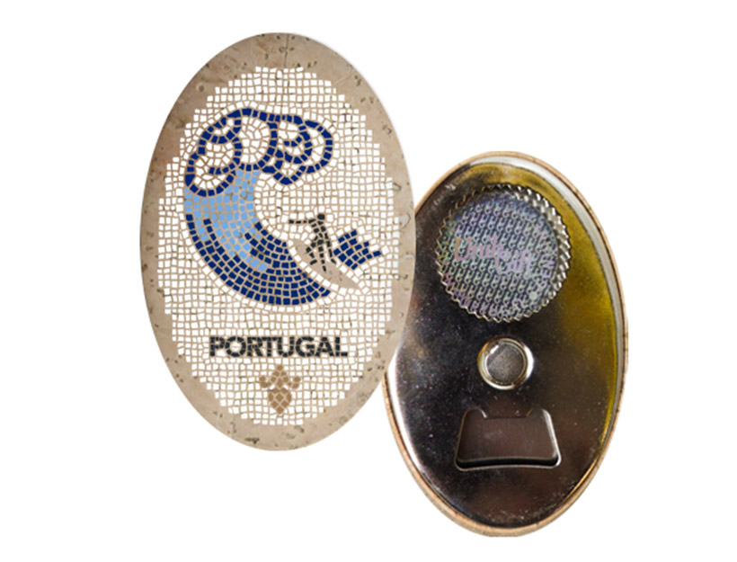 Magnetic Oval with cork